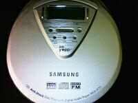 MP3-CD плеер SAMSUNG MCD-SF75 - нажмите, чтобы увеличить фото